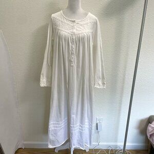 Eileen West Embroidered Cottagecore Feminine Romantic Nightgown White size Small